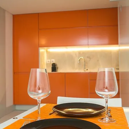 Апартаменты Alfama Orange Loft *