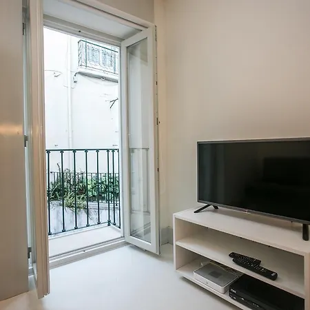 Alfama Orange Loft Apartment *