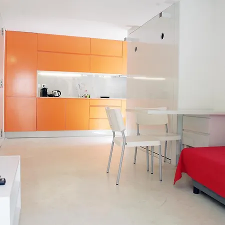 Alfama Orange Loft * Lisbon